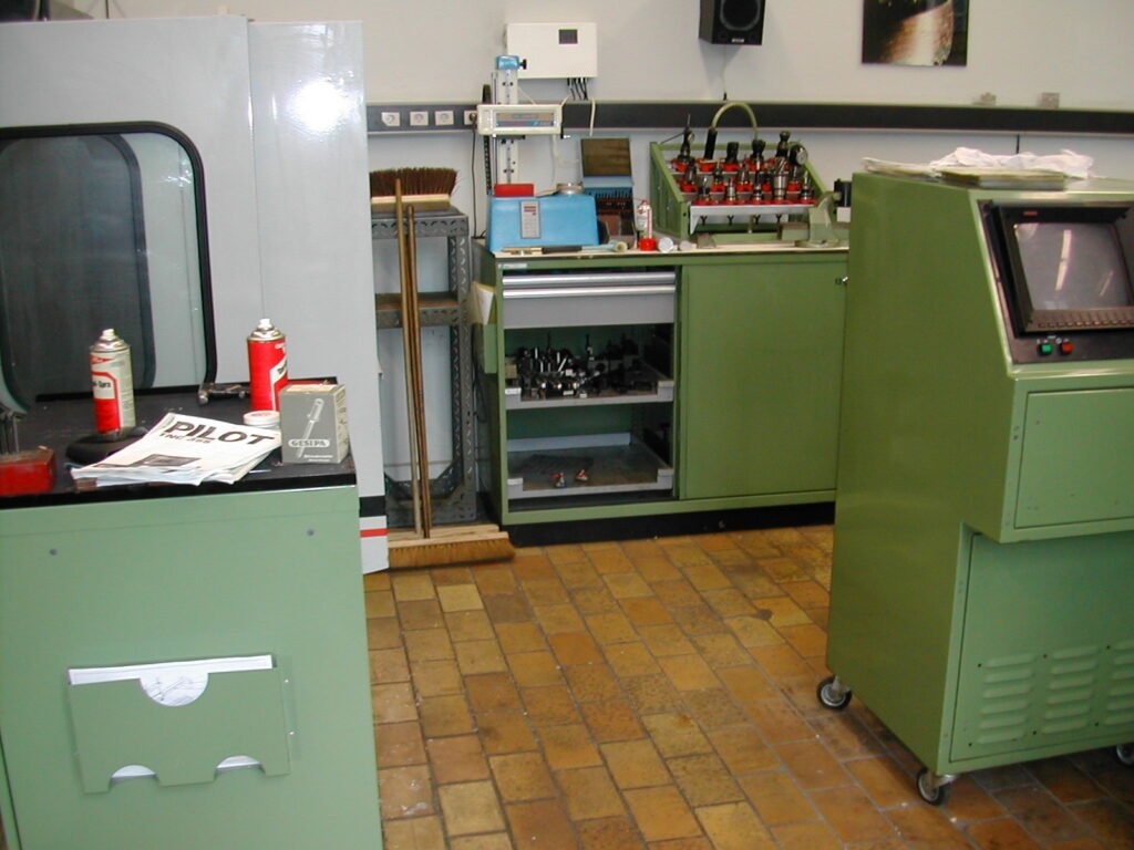 01-01-01 (02.00.00) 010.